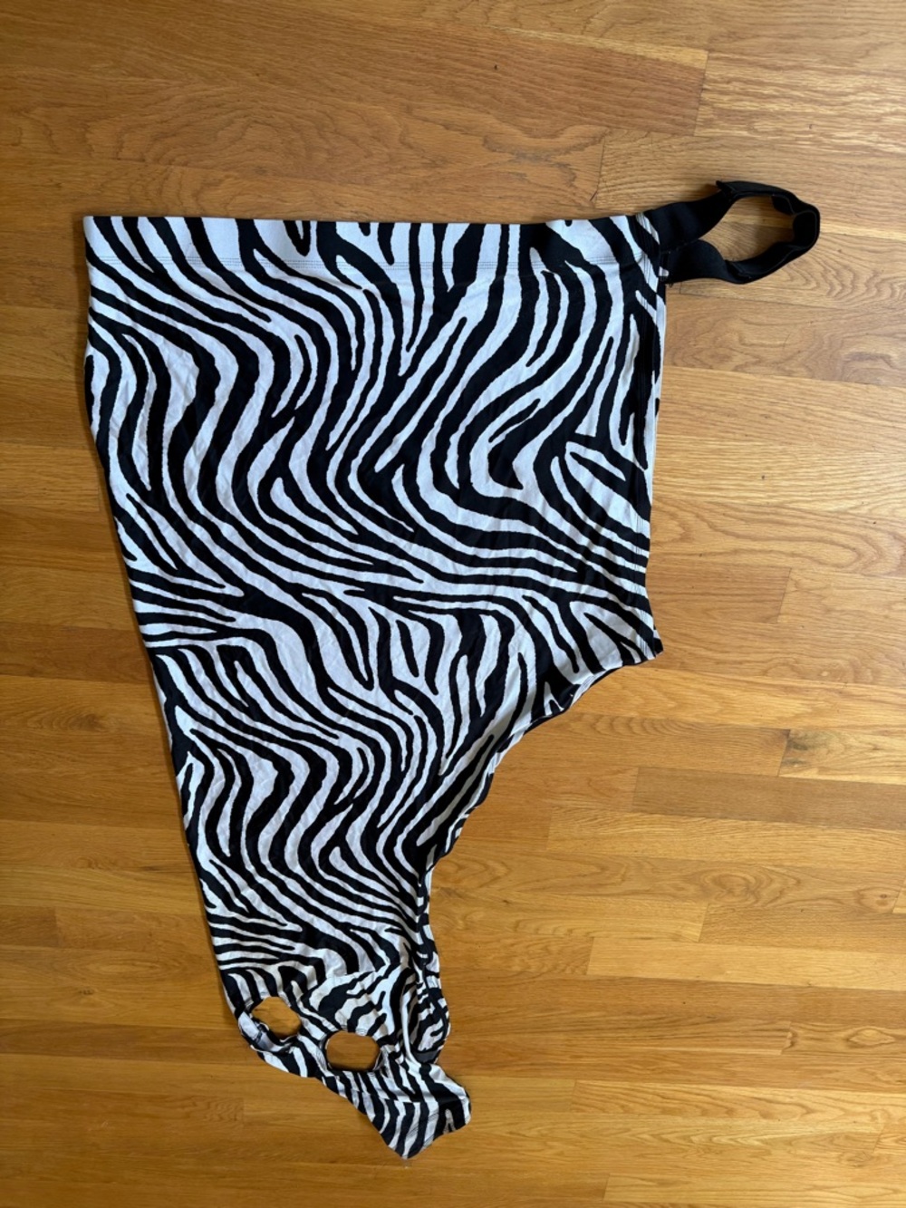 Sleazy Sleepwear for horses Size L Size Zebra Print Black & White zipped HOOD